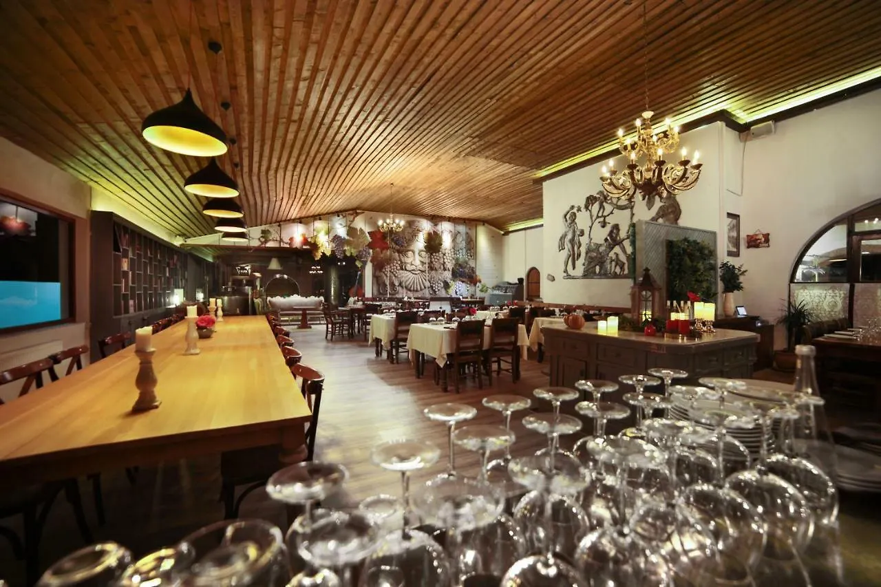 Vinifera Vineyards Hotel Selcuk